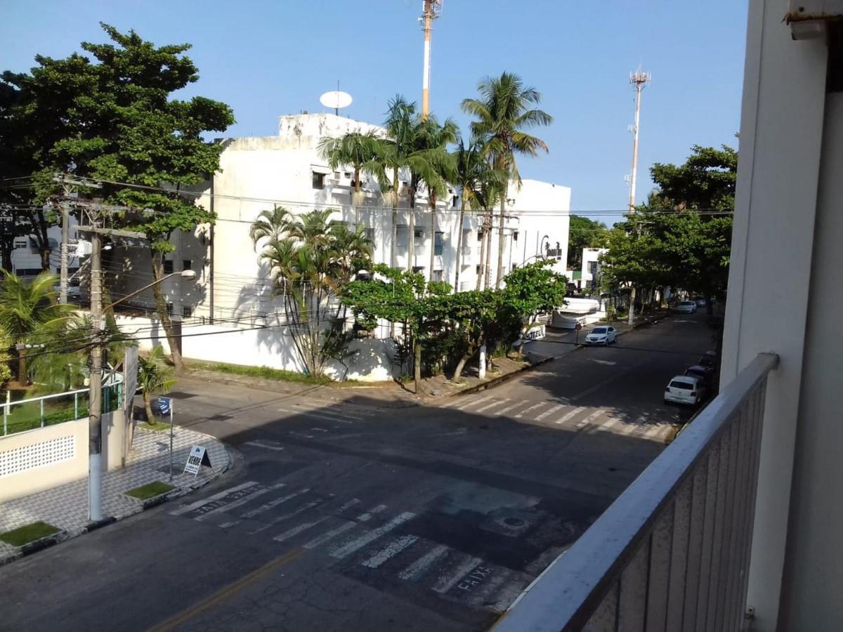 A 250M Da Praia Da Enseada Guarujá Exterior foto